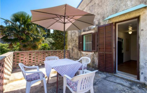 3 Bedroom Lovely Home In Nerezine